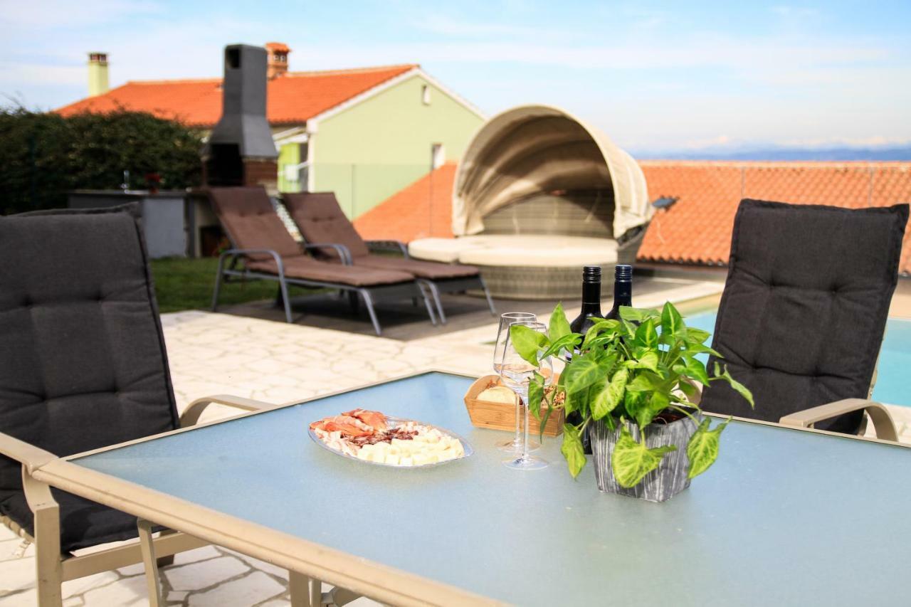 Liams Mansion Villa Koper Exteriör bild